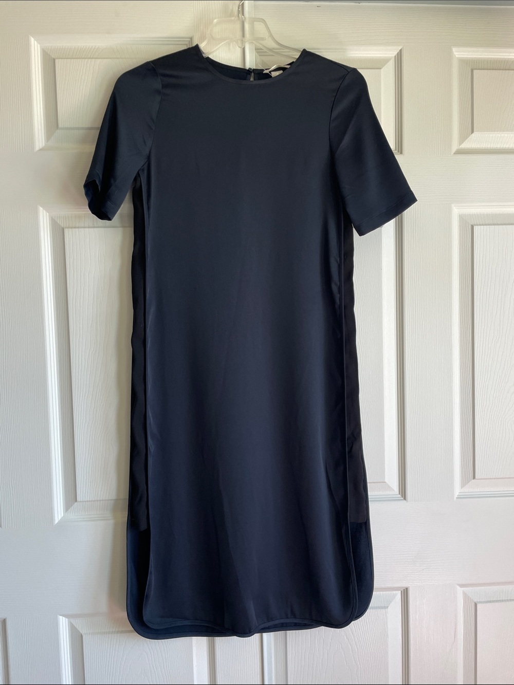 H&M Navy Short-Sleeve Midi Shift Dress